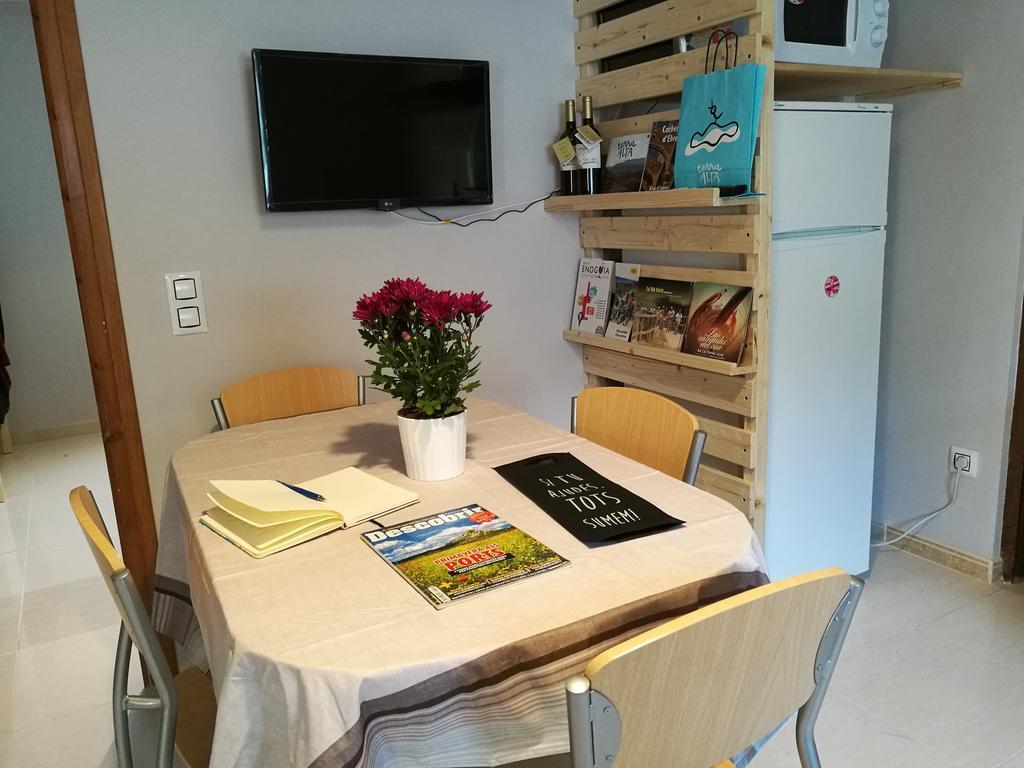 Apartaments Els Temporers Corbera Kültér fotó
