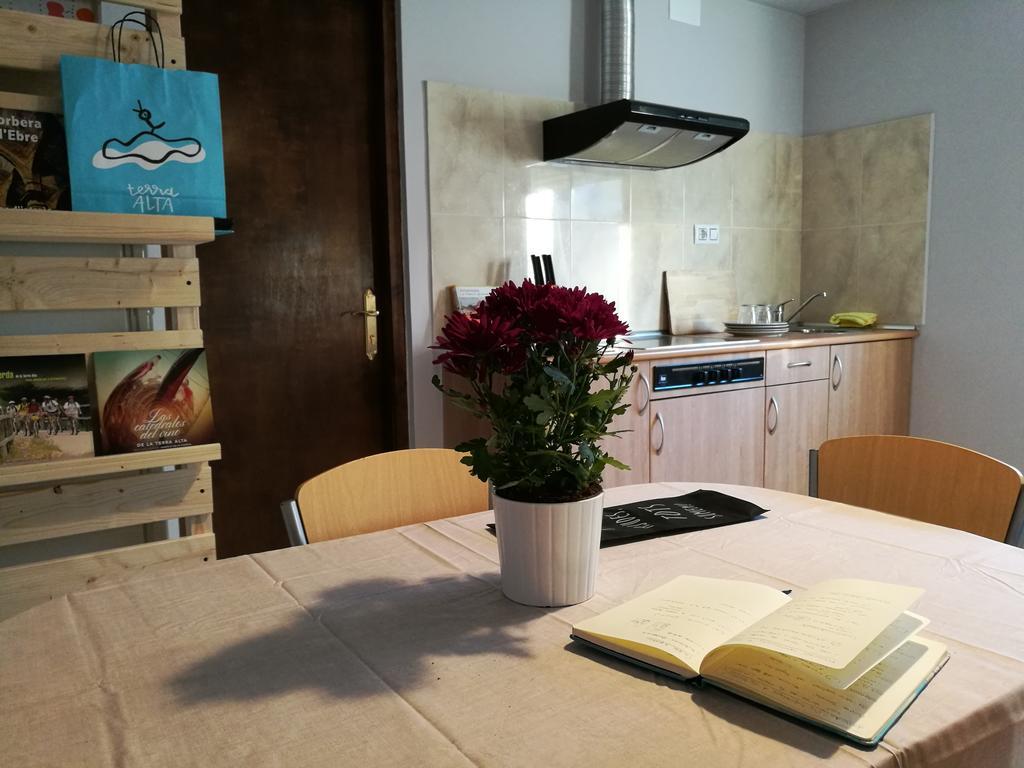Apartaments Els Temporers Corbera Kültér fotó