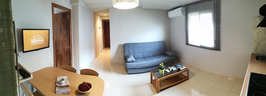 Apartaments Els Temporers Corbera Kültér fotó